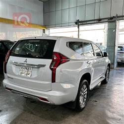 ميتسوبيشي باجيرو